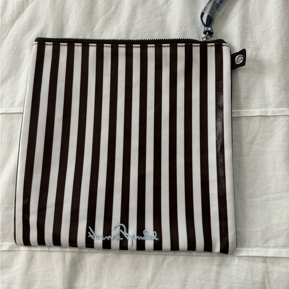Henry Bendel pouch